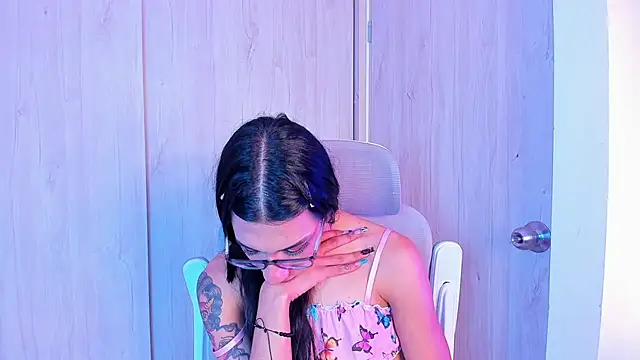 Chat XXX en directo de sofiaa_grey_