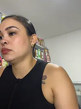Pokazy przed kamerką – FOX_LATINA