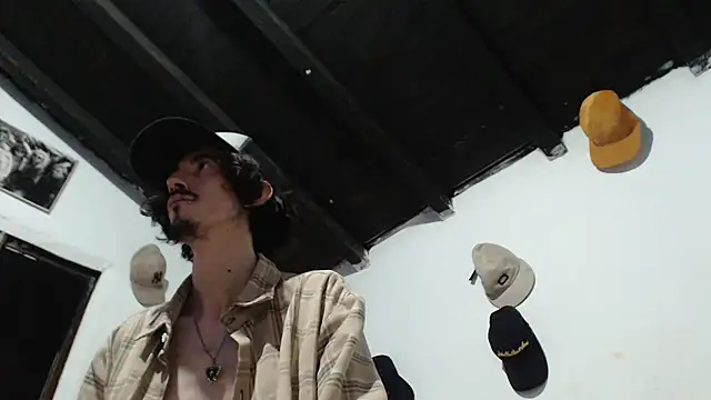Chat XXX en directo de sk8-sir
