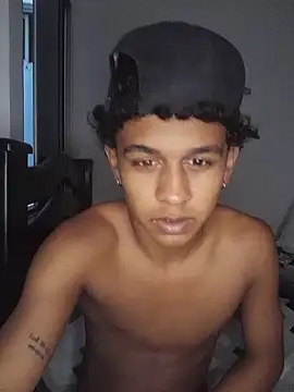 Chat XXX ao vivo de YourCaramelBoy