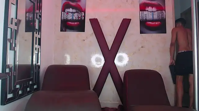 WHITET_AND_BLACK live XXX chat