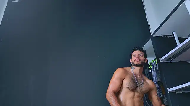 JuanBlade Chat XXX in diretta