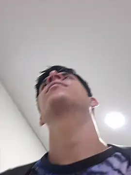 ZaneHoward 现场XXX聊天