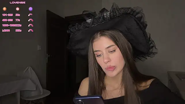 LypsiXo's Live XXX Chat