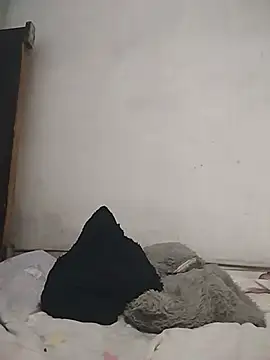 coralinesaenzz's Live XXX Chat