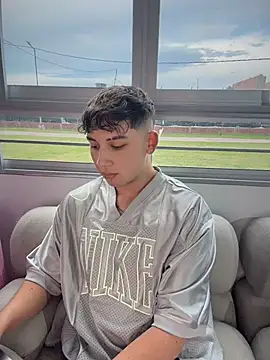 XXX chat uživo modela OLIVER_K
