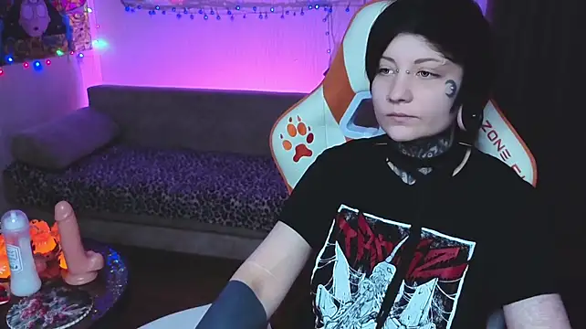 acid_trip1l's Live XXX Chat