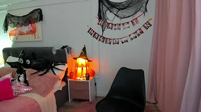 GoldenHeart_1 Chat XXX live