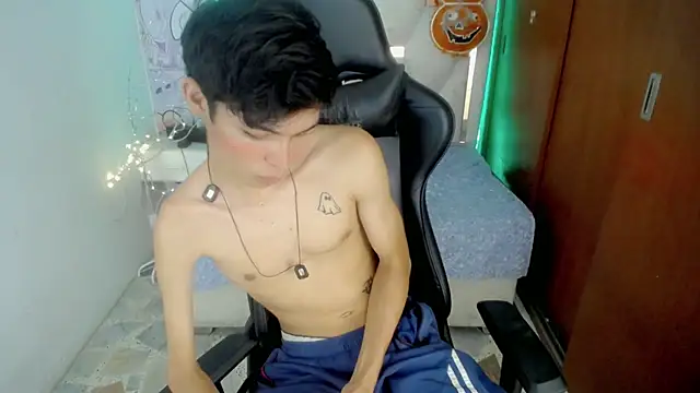 Czat XXX na żywo – Westboyy_