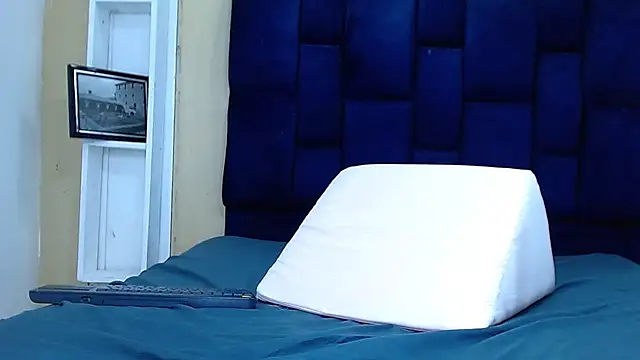 GoldenBoy_23 Obrolan Langsung XXX