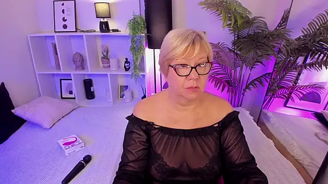 دردشة JillMild الجنسية المباشرة