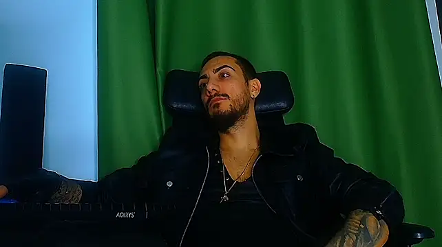 ArroganceKING Chat XXX in diretta