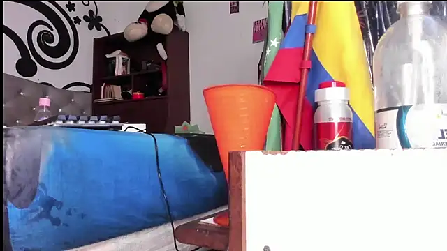 gigohot Adlı Modelin Canlı XXX Sohbeti