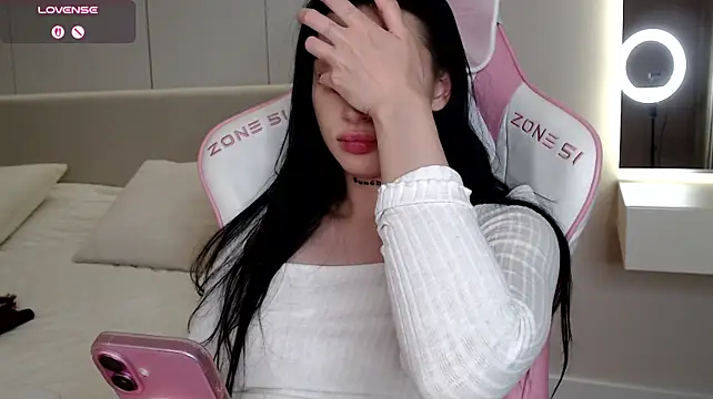 XXX chat uživo modela JenniferQueen11