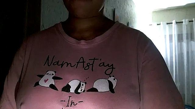 Show de NewBeginnings8 na webcam
