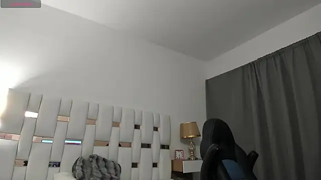 XXX chat uživo modela luckas_berry
