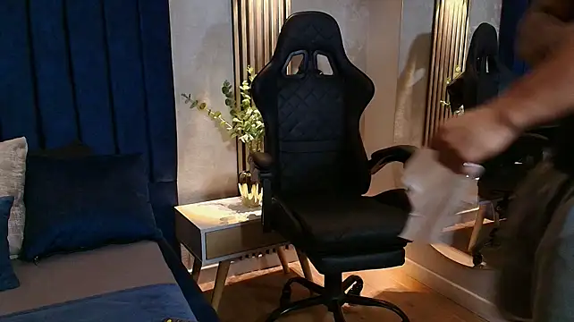 הופעת וובקאם של SalvatoreDmore
