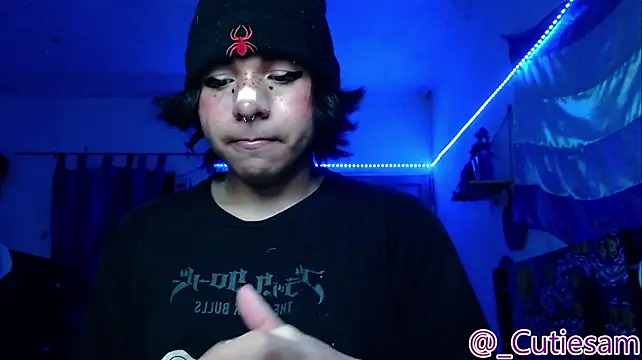 Živý XXX chat Cutie_Sam