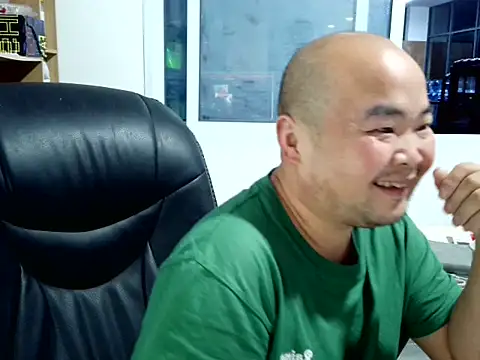 Chat +18 de smDAADXJ ao vivo