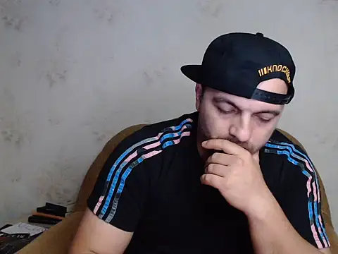 MasterTaylor Chat XXX live