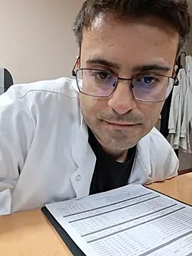 Chat XXX en directo de HugeTurkishCock