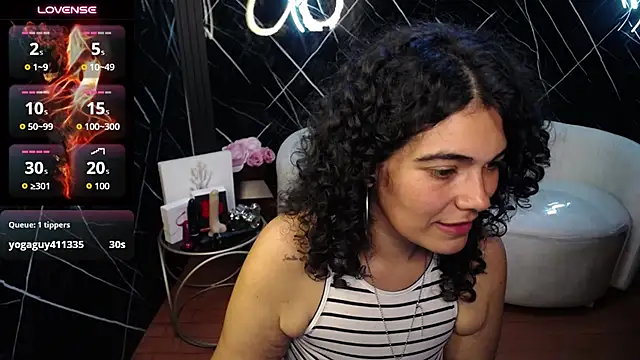 Miistik_ Live XXX Chat