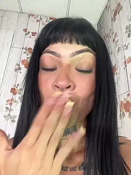 Chat +18 de AxaraXXX ao vivo
