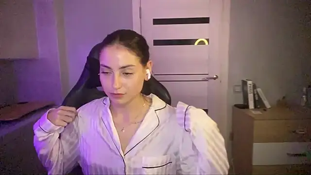 XXX chat uživo modela AngelNathanson