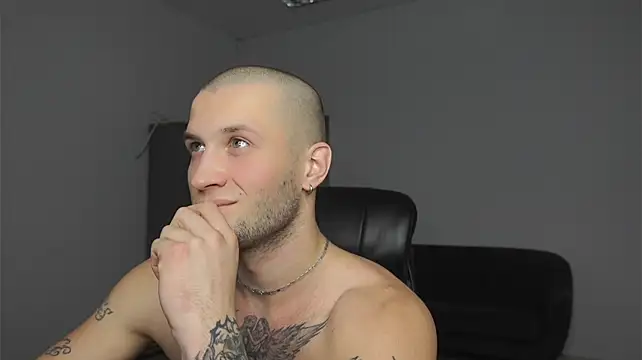Živý XXX chat Igor_Wilde