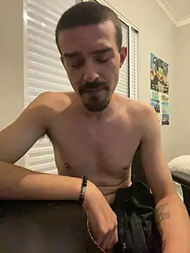 Chat +18 de Ivis1999 ao vivo