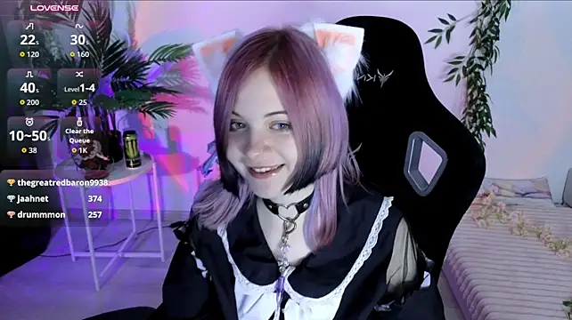 Hikkacat XXX чат на живо