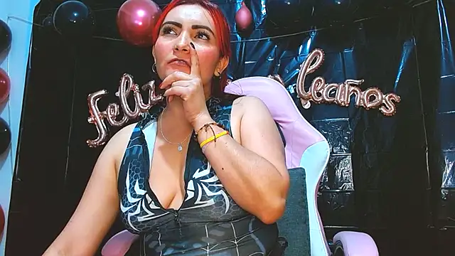 ivy_moons লাইভ XXX চ্যাট