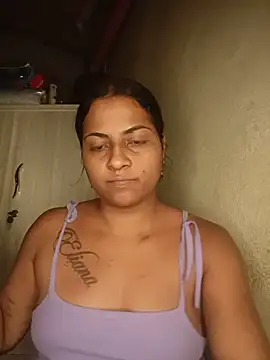 Chat XXX ao vivo de Giselabrunette25