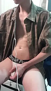 Christopher1024のライブXXXチャット
