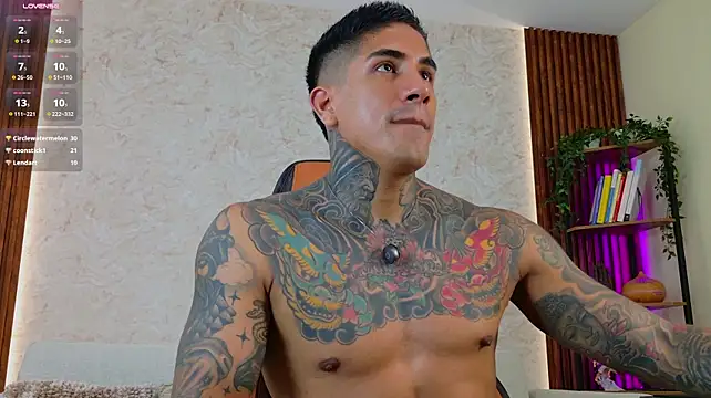 AdanReilly 现场XXX聊天
