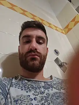 simo1097 live XXX chat