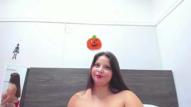 Emawalker_ Chat XXX in diretta