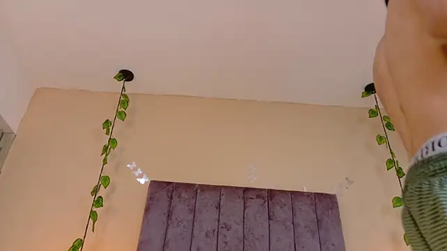Ixxus_Raven Chat XXX live