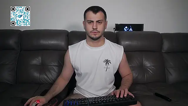 Chat XXX en directo de CrazyDom1