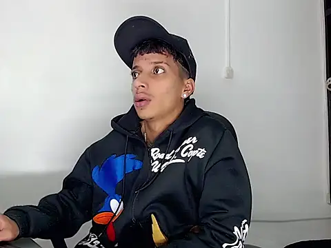 brayan__hot__ – Naživo XXX chat