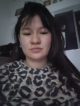 צ'אט XXX בשידור חי של Bathory777