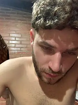 Chat +18 de reyes2991 ao vivo
