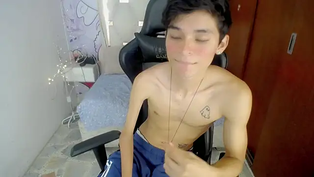 Westboyy_ élő XXX-chatje