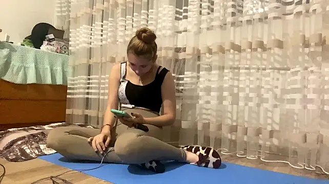 MargretTillou Chat XXX live