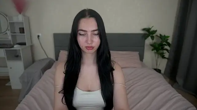 WildKittenX_'s Live XXX Chat