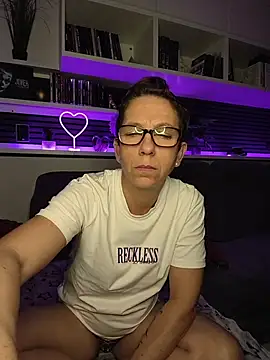 Онлайн чат XXX Susi_Strolch