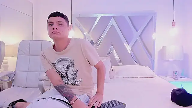 Онлайн чат XXX AngelBlue__