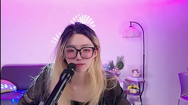 Chatroom XXX en direct de nonoko-0807