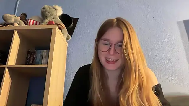 thepretiestgirlhere – Live XXX-chat