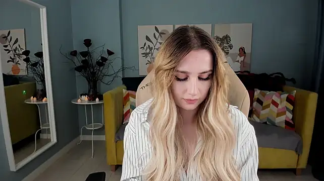 LanaLoon Live XXX-Chat